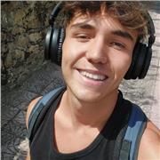 Profesor de primaria apto para todas las edades y comportamientos.